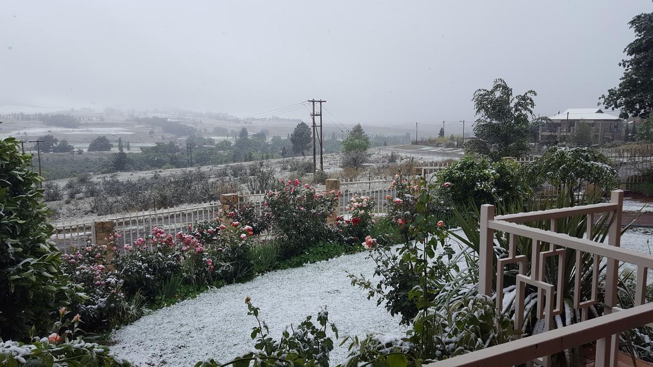 Clarens Cottages Экстерьер фото