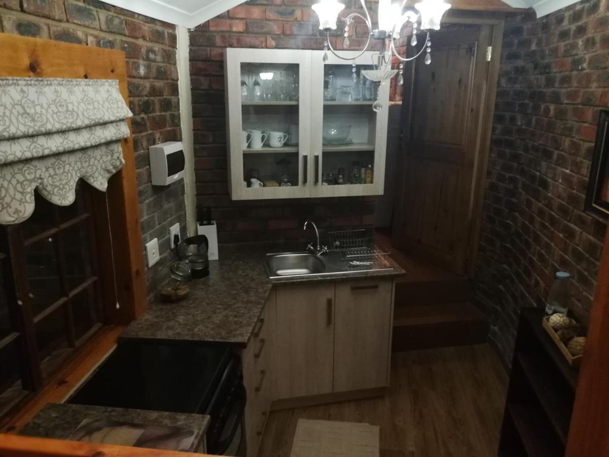 Clarens Cottages Экстерьер фото